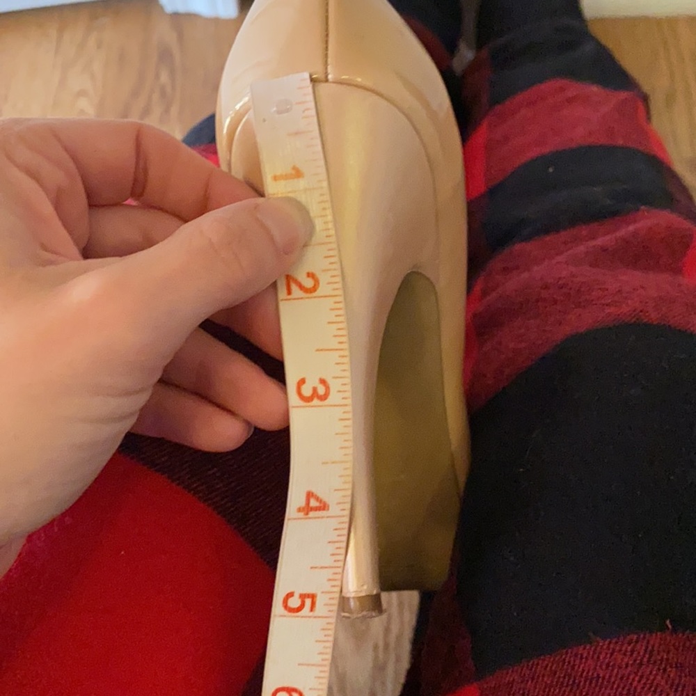 Jessica Simpson heels - Picture 5 of 5